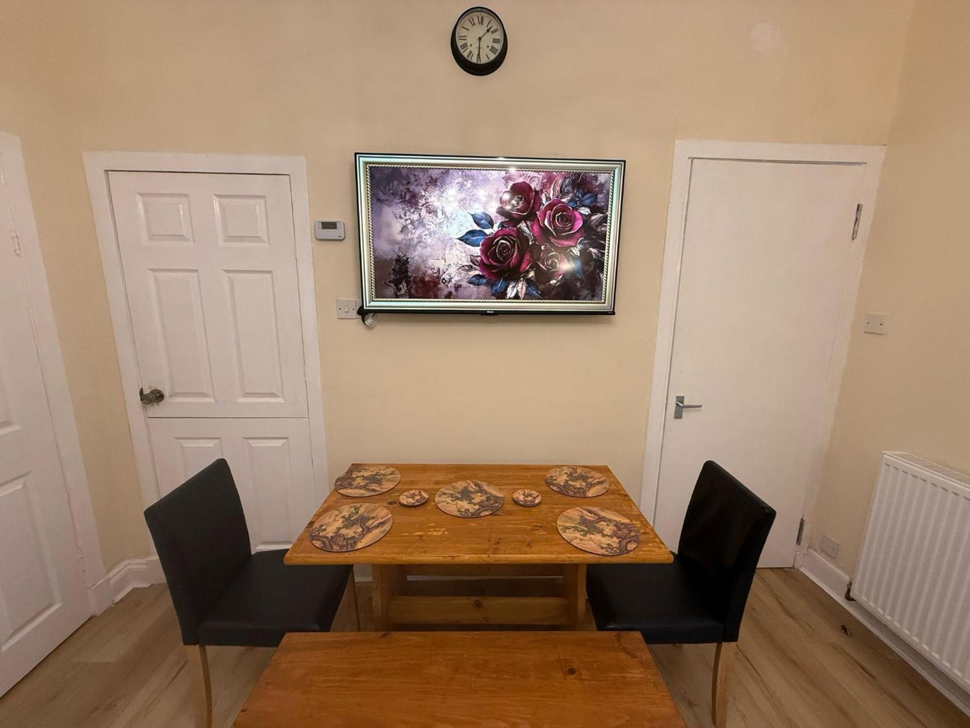 One Bedroom Flat In Old Town , Heart Of Flat Sleeps 6 Édimbourg